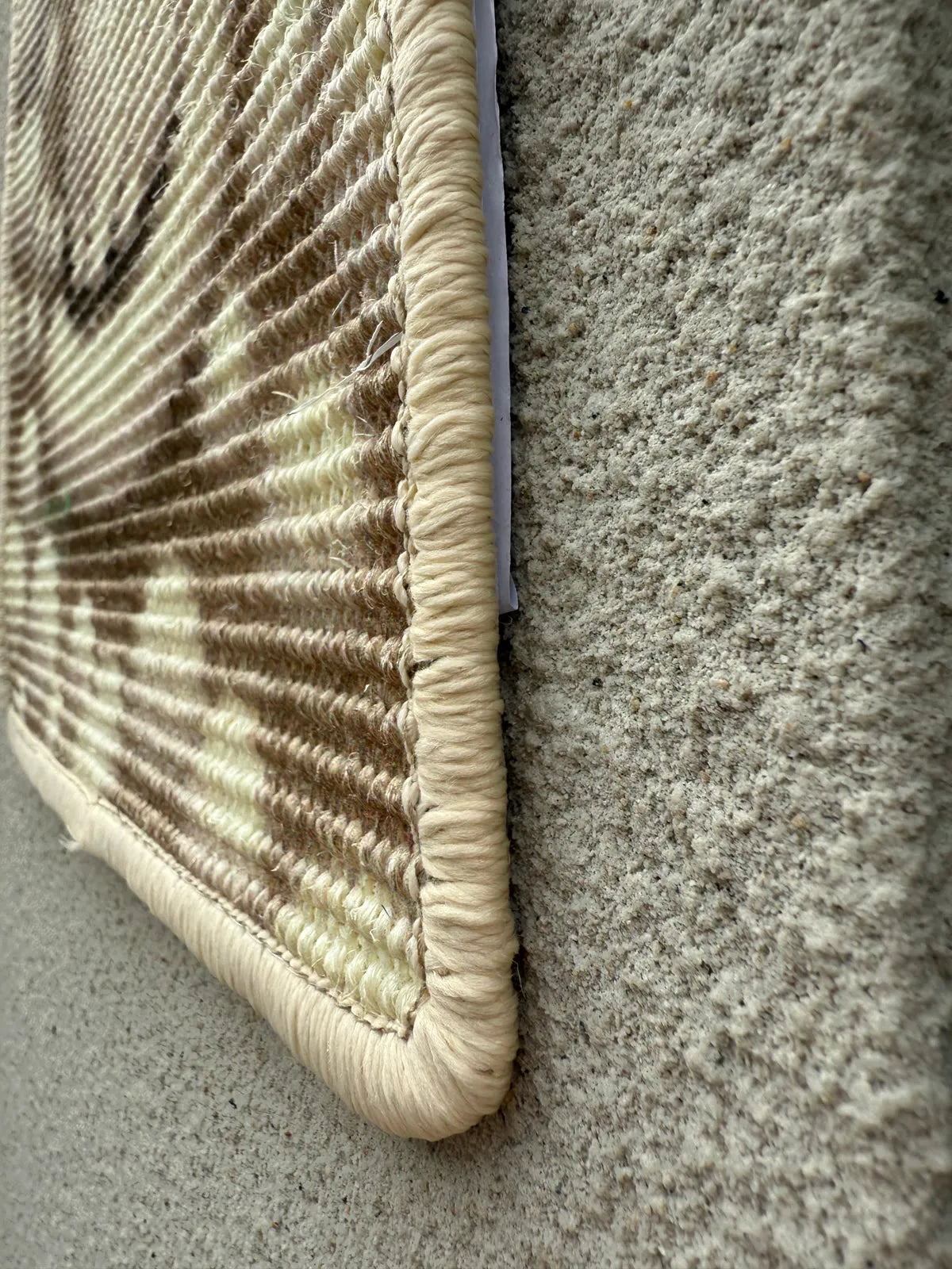 Side view showing the real rounded edge binding and textured back